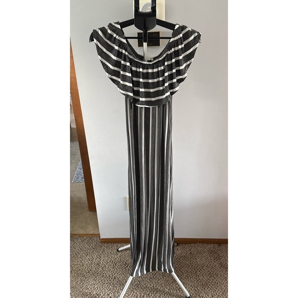 Exist‎ Women's Gray White Stripped Off the Shoulder Maxi Dress Size Large